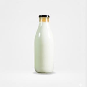 Fresh organic milk (Glass Bottle)
